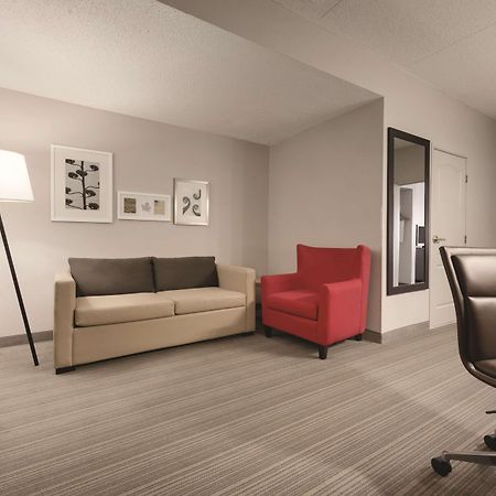 Country Inn & Suites By Radisson, Coralville, Ia Εξωτερικό φωτογραφία