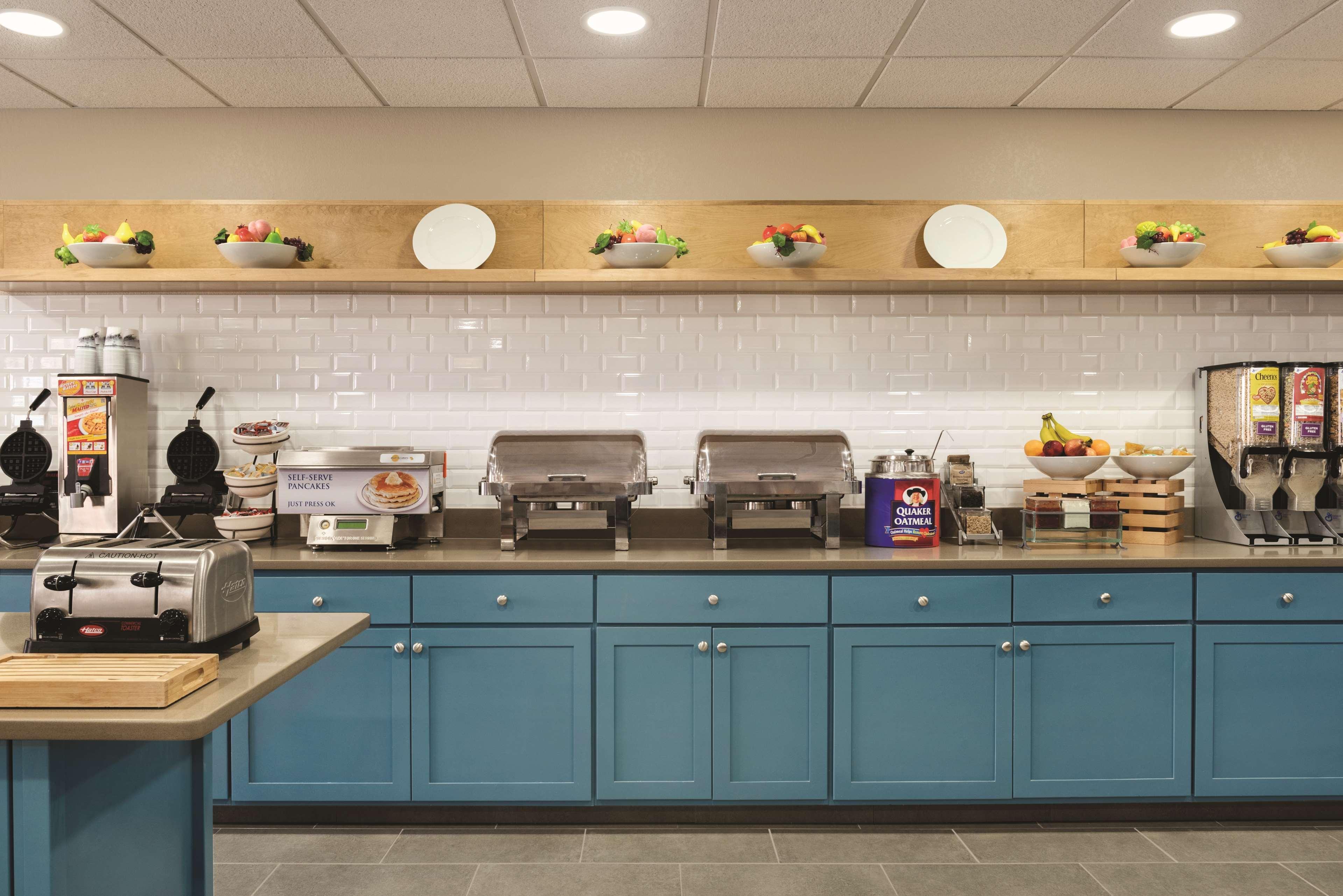 Country Inn & Suites By Radisson, Coralville, Ia Εξωτερικό φωτογραφία