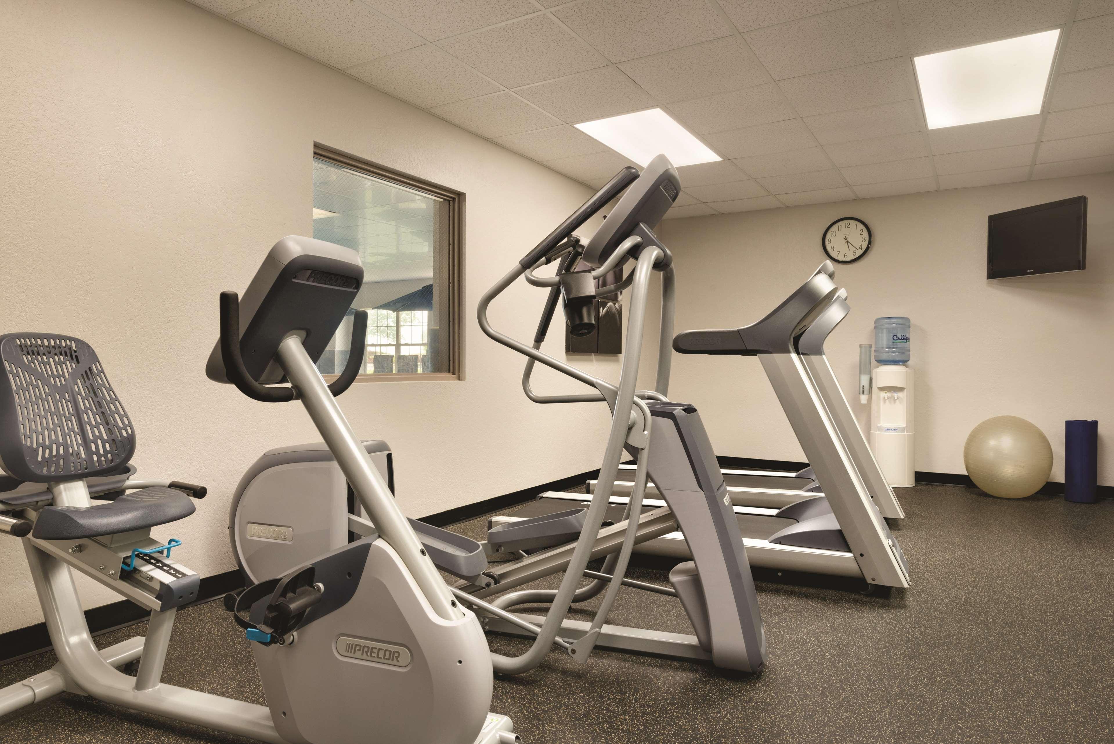 Country Inn & Suites By Radisson, Coralville, Ia Εξωτερικό φωτογραφία