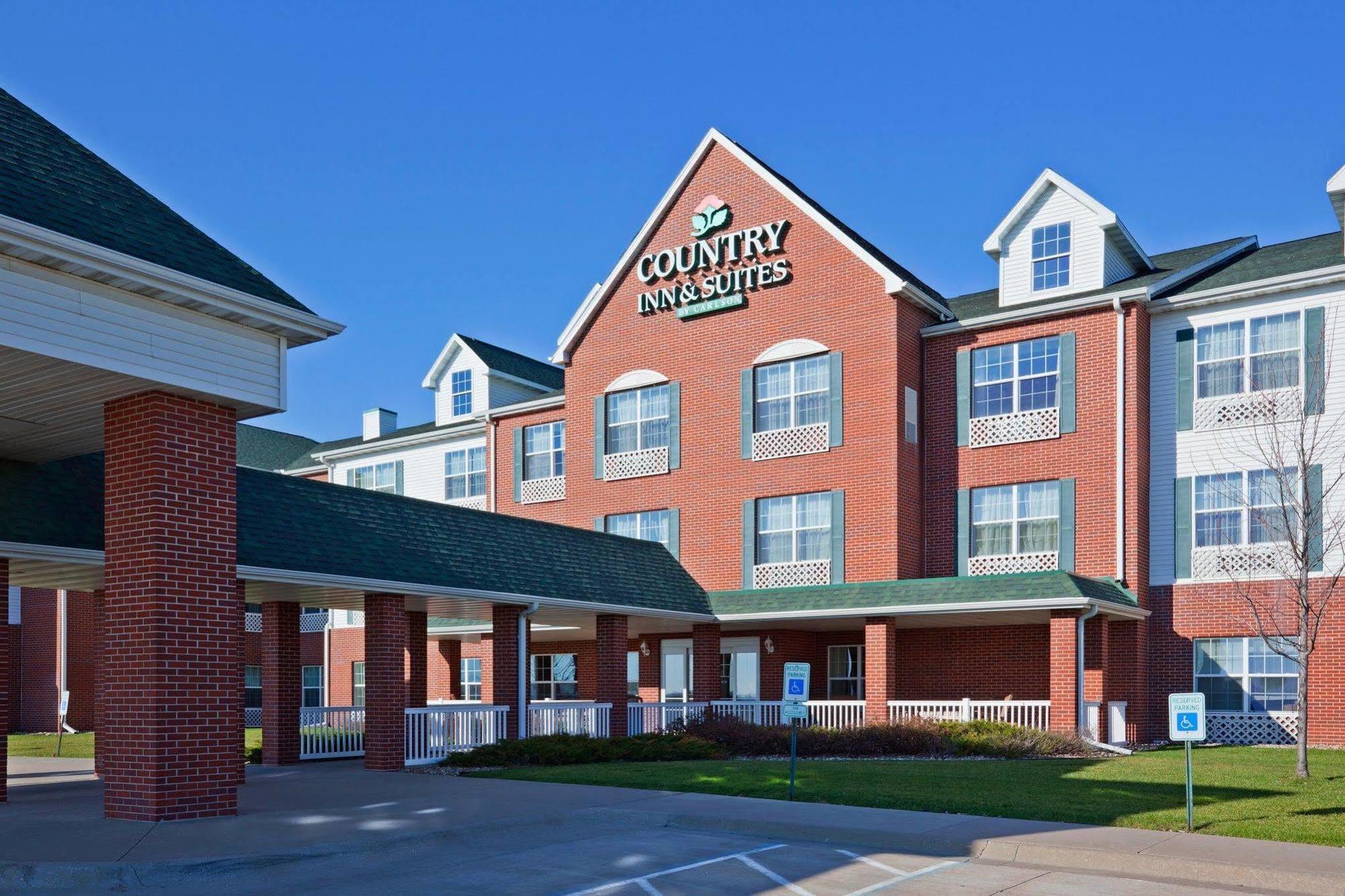 Country Inn & Suites By Radisson, Coralville, Ia Εξωτερικό φωτογραφία