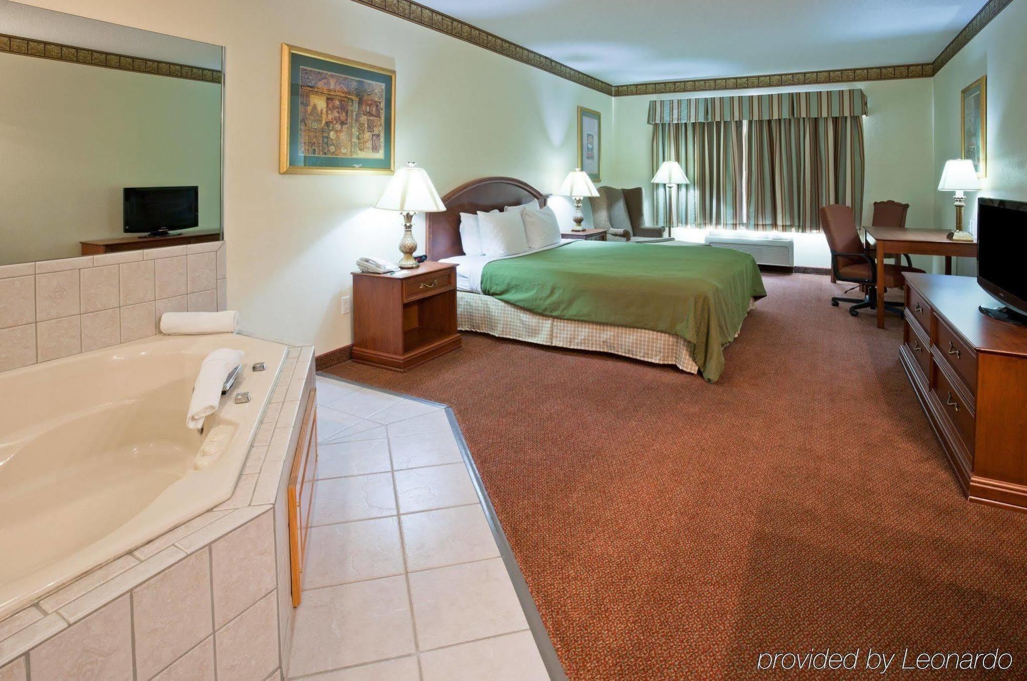 Country Inn & Suites By Radisson, Coralville, Ia Εξωτερικό φωτογραφία